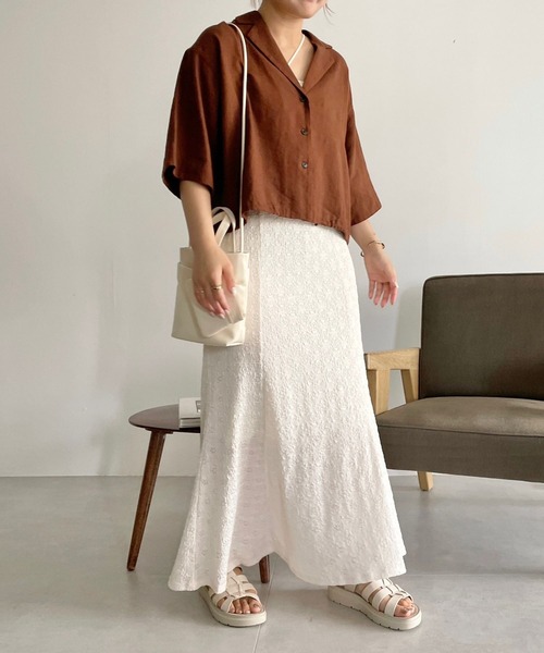 LOWRYS FARM(ローリーズファーム)の「レースカットフレアスカート 963107(スカート・レディース・ブラック/パープル/イエロー/アイボリー・FREE)」の7枚目の写真