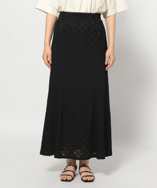 LOWRYS FARM(ローリーズファーム)の「レースカットフレアスカート 963107(スカート・レディース・ブラック/パープル/イエロー/アイボリー・FREE)」の15枚目の写真