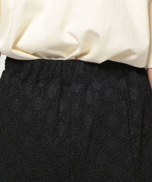 LOWRYS FARM(ローリーズファーム)の「レースカットフレアスカート 963107(スカート・レディース・ブラック/パープル/イエロー/アイボリー・FREE)」の21枚目の写真