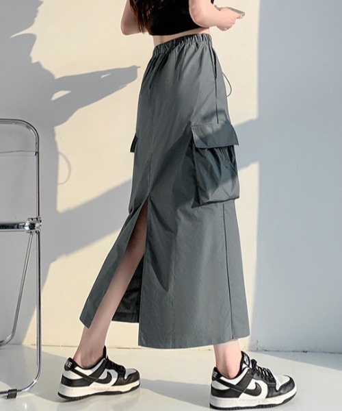 DIAVEL（ディアベル）の「【新色追加 】ドロストコード脇ラインミリタリーカーゴスカート（スカート・レディース・グレー/ブラック/ベージュ/カーキ・M/L）」の5枚目の写真