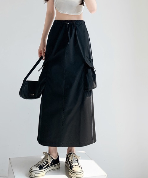 DIAVEL（ディアベル）の「【新色追加 】ドロストコード脇ラインミリタリーカーゴスカート（スカート・レディース・グレー/ブラック/ベージュ/カーキ・M/L）」の7枚目の写真