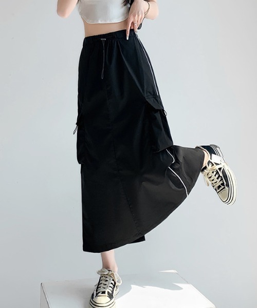 DIAVEL（ディアベル）の「【新色追加 】ドロストコード脇ラインミリタリーカーゴスカート（スカート・レディース・グレー/ブラック/ベージュ/カーキ・M/L）」の8枚目の写真