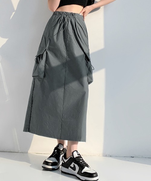 DIAVEL（ディアベル）の「【新色追加 】ドロストコード脇ラインミリタリーカーゴスカート（スカート・レディース・グレー/ブラック/ベージュ/カーキ・M/L）」の13枚目の写真