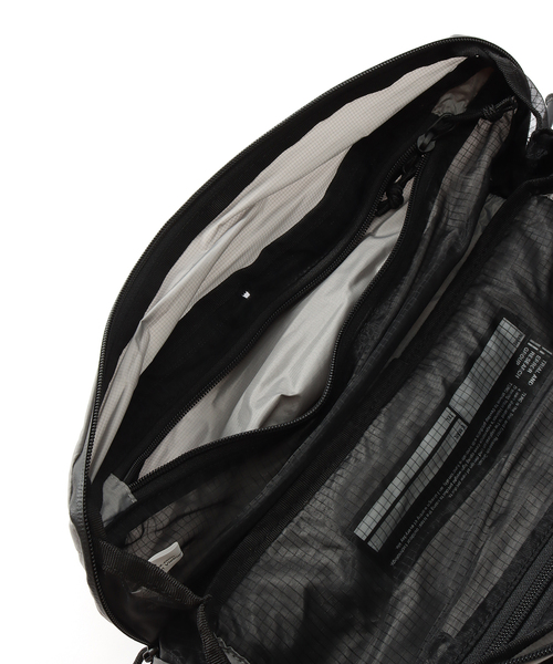 TERG(ターグ)の「【TERG / ターグ】ライト ヒップパック(ボディバッグ/ウエストポーチ・メンズ・ブラック/グレー・FREE)」の14枚目の写真