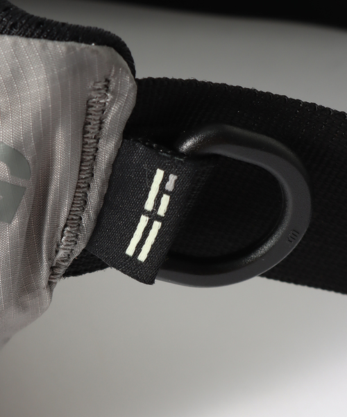 TERG(ターグ)の「【TERG / ターグ】ライト ヒップパック(ボディバッグ/ウエストポーチ・メンズ・ブラック/グレー・FREE)」の17枚目の写真