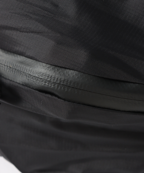 TERG(ターグ)の「【TERG / ターグ】ライト ヒップパック(ボディバッグ/ウエストポーチ・メンズ・ブラック/グレー・FREE)」の15枚目の写真