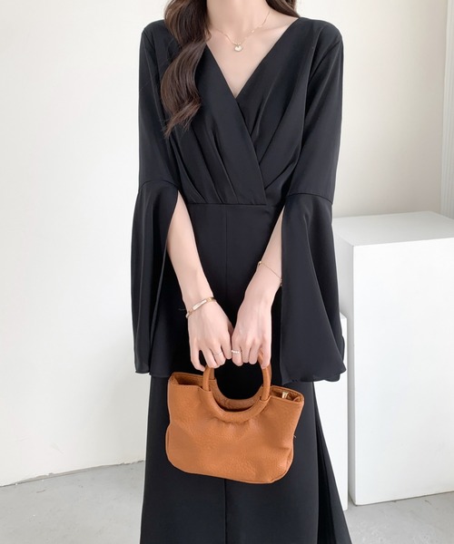 ABITOKYO(アビトーキョー)の「スリットカシュクールロングワンピース(ワンピース・レディース・モカ/ベージュ/ブラック/ネイビー・S/M)」の11枚目の写真