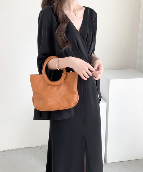 ABITOKYO(アビトーキョー)の「スリットカシュクールロングワンピース(ワンピース・レディース・モカ/ベージュ/ブラック/ネイビー・S/M)」の12枚目の写真