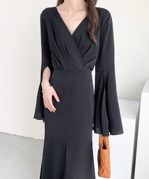 ABITOKYO(アビトーキョー)の「スリットカシュクールロングワンピース(ワンピース・レディース・モカ/ベージュ/ブラック/ネイビー・S/M)」の14枚目の写真