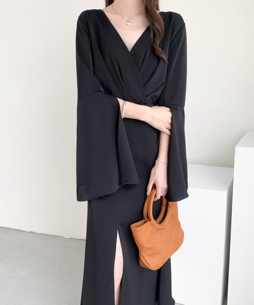 ABITOKYO(アビトーキョー)の「スリットカシュクールロングワンピース(ワンピース・レディース・モカ/ベージュ/ブラック/ネイビー・S/M)」の17枚目の写真
