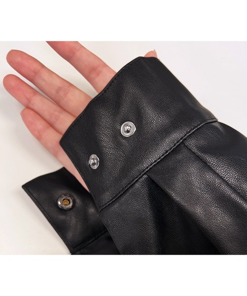 reca（レカ）の「裾絞りオーバーサイズヴィーガンレザーブルゾン（ブルゾン・レディース・ブラック・M）」の13枚目の写真