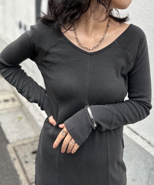 mi via loca(ミヴィアロカ)の「バックオープン パネルラインワンピース(ワンピース・レディース・グレー/ピンク/スミクロ/ネイビー・FREE)」の7枚目の写真