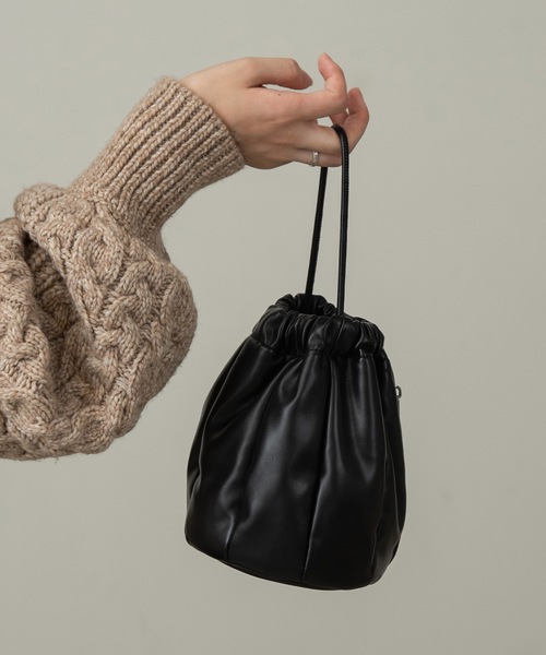 Amiur（エミレ）の「pumpkin mini band bag / パンプキンミニバンドバッグ（ハンドバッグ・レディース・アイボリー/イエロー/ブラック・FREE）」の3枚目の写真