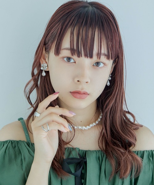 niana（ニアナ）の「ドロップビジューパールイヤリング（イヤリング・レディース・シルバー/ゴールド・FREE）」の7枚目の写真