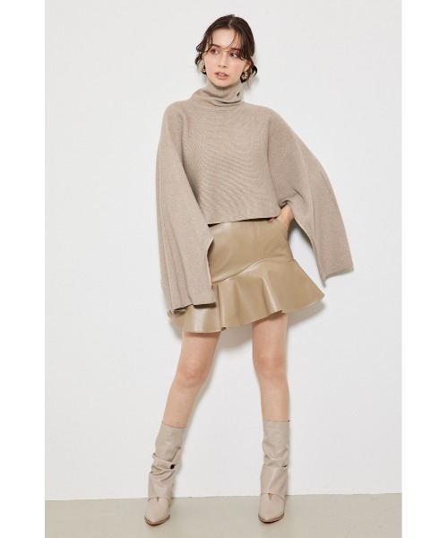 rienda ハンカチーフヘムシャツ マーメイドラインスコショートパンツ