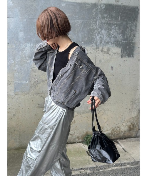 DEVICE(デバイス)の「【インフルエンサーIMOKO×DEVICEコラボ】Rename 3way メタリック シャイニー ミニ 巾着 トート ショルダーバッグ(ハンドバッグ・レディース・ブラック/シルバー・FREE)」の21枚目の写真