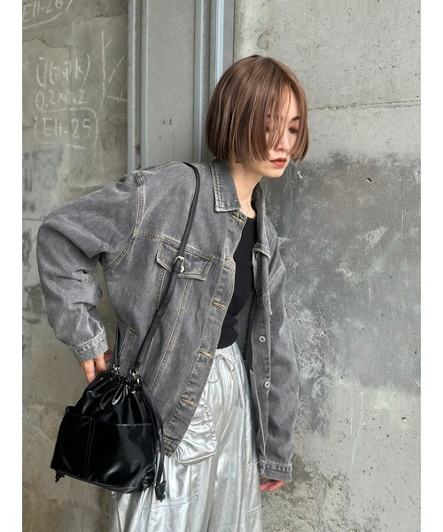 DEVICE(デバイス)の「【インフルエンサーIMOKO×DEVICEコラボ】Rename 3way メタリック シャイニー ミニ 巾着 トート ショルダーバッグ(ハンドバッグ・レディース・ブラック/シルバー・FREE)」の18枚目の写真