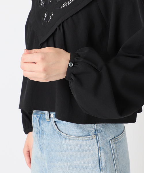 COMMRE（コムル）の「【COMMRE / コムル】クロップド刺繍ブラウス（シャツ/ブラウス・レディース・ブラック/アイボリー・FREE）」の13枚目の写真