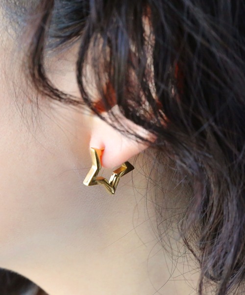 colleca la（コレカラ）の「[stainless]ステンレス・スターフープピアス〈金属アレルギー対応〉（ピアス（両耳用）・レディース・シルバー/ゴールド・ﾌﾘ-）」の7枚目の写真