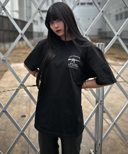 MFC STORE（エムエフシーストア）の「MFL x MFC STORE TIED GUN S/S TEE（Tシャツ/カットソー・メンズ・ブラック/ホワイト・L/M/XXL/XL/S）」の3枚目の写真