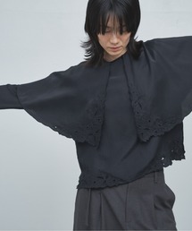 【HERITANOVUM】エンブロイダリーシルクケープブラウス