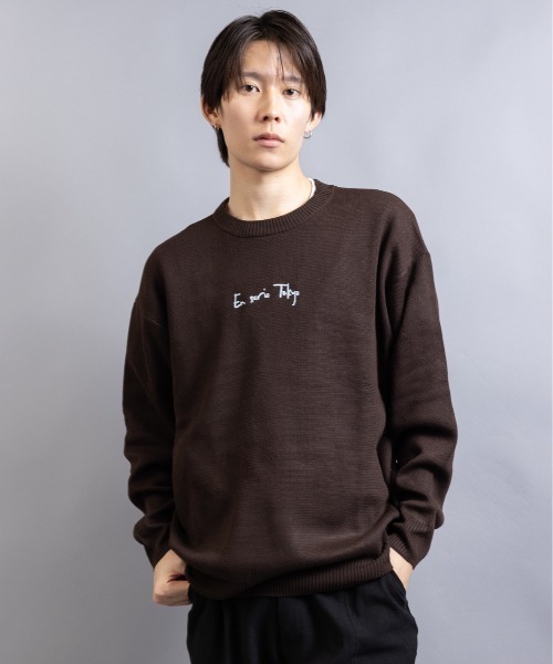 En serio TOKYO（エンソリオトーキョー）の「【En serio TOKYO】コットンタッチダブルジャガード　バックロゴ クルーネックニット（ニット/セーター・メンズ・アイボリー/ブラウン/ブラック・M/L）」の17枚目の写真