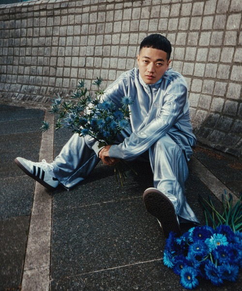 adidas（アディダス）の「オーバーサイズ ファイヤーバード トラック 