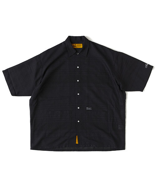 FAT（エフエイティー）の「GIGASHEER（シャツ/ブラウス・メンズ・ネイビー/ブラック/オフホワイト・FAT(XL)/SKINNY(L)/JUMBO(XXL)/TITCH(M)）」の2枚目の写真