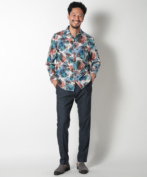 MEN'S BIGI(メンズビギ)の「LIBERTYタナローンプリントシャツ(シャツ/ブラウス・メンズ・ブルー系その他/ホワイト系その他/ネイビー・01/02/03/04)」の8枚目の写真