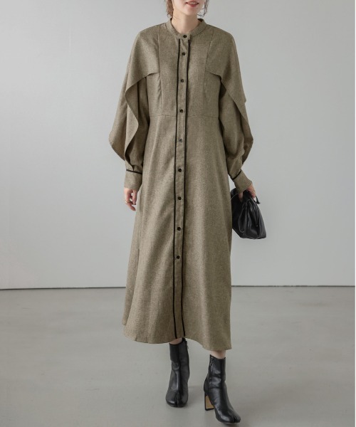 AMELY(エミリー)の「ケープ風デザインワンピース(ワンピース・レディース・グレー/ベージュ/パープル・M/L)」の2枚目の写真