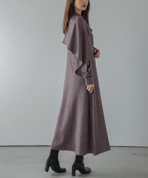 AMELY(エミリー)の「ケープ風デザインワンピース(ワンピース・レディース・グレー/ベージュ/パープル・M/L)」の14枚目の写真