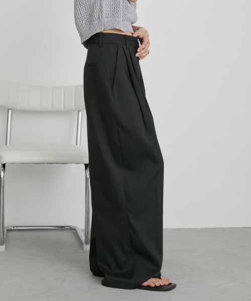 Aunt Marie's（アントマリーズ）の「【S,M,Lサイズ展開】ツータックルーズスラックスパンツ/リネンライク（スラックス・レディース・ライトグレー/グレー/ネイビー/ブラック/ブラウン・L/M/S）」の9枚目の写真