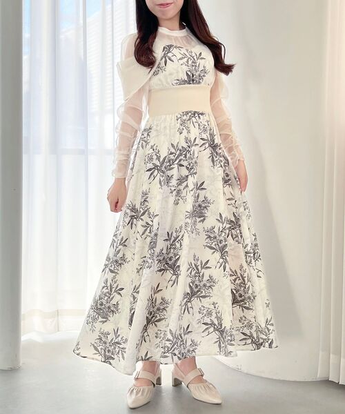 MAJESTIC LEGON(マジェスティックレゴン)の「シアードッキングコルセットワンピ(ワンピース・レディース・ホワイト系その他2/ホワイト系その他/グレー系その他・SMALL/MEDIUM)」の17枚目の写真