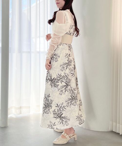 MAJESTIC LEGON(マジェスティックレゴン)の「シアードッキングコルセットワンピ(ワンピース・レディース・ホワイト系その他2/ホワイト系その他/グレー系その他・SMALL/MEDIUM)」の16枚目の写真