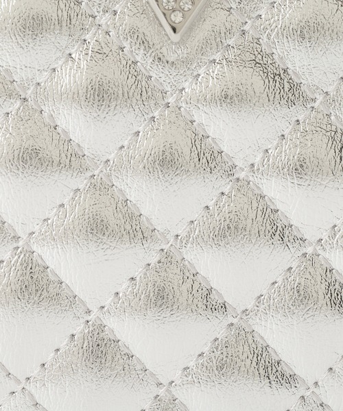 Guess(ゲス)の「TWILLER Heart Bag(ショルダーバッグ・レディース・シルバー・ONE SIZE)」の11枚目の写真