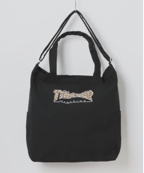 THRASHER(スラッシャー)の「THRASHER スラッシャー トートバッグ (2WAY・ダブルジッパー) Tote Shoulder L(ST)(ショルダーバッグ・メンズ・ベージュ系その他/ホワイト系その他/ブラック系その他/グレー系その他/ホワイト系その他2/ブラック系その他2・FREE)」の4枚目の写真