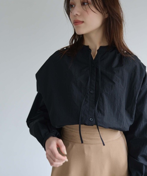 Edit Sheen（エディットシーン）の「抜き襟デザインブラウス（シャツ/ブラウス・レディース・ベージュ/ホワイト/サックスブルー/ブラック・M）」の2枚目の写真