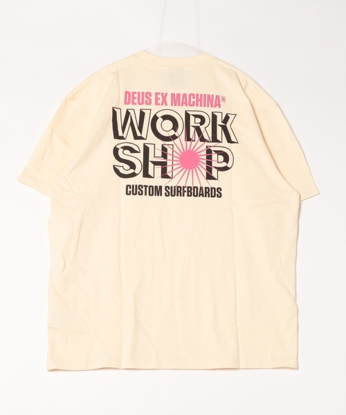 DEUS EX MACHINA（デウスエクスマキナ）の「SURF SHOP TEE（Tシャツ/カットソー・メンズ・オフホワイト/ブラック・MEDIUM/LARGE/SMALL）」の3枚目の写真