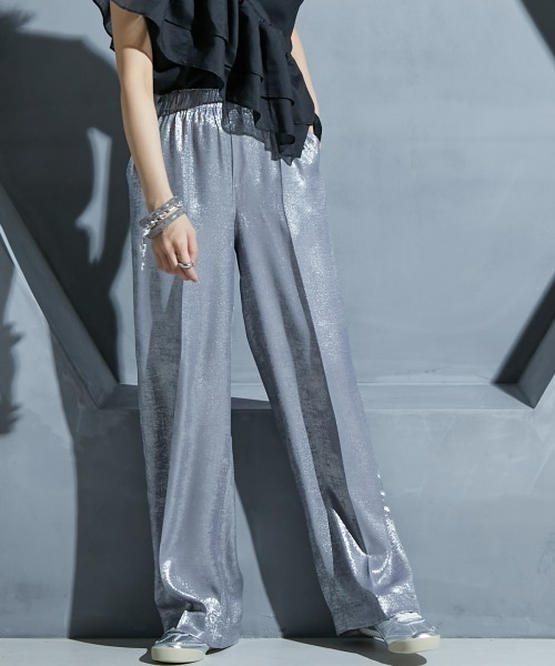 GEVS.（ジェイヴィス）の「＜大きいサイズ＞ 箔プリントワイドパンツ