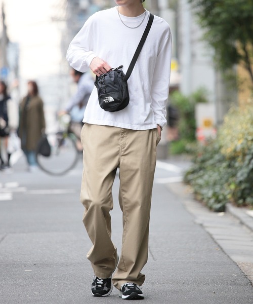THE NORTH FACE(ザノースフェイス)の「【THE NORTH FACE】コンパクトショルダーバッグ /NN2PP08B(ショルダーバッグ・メンズ・アイボリー/ブラック・FREE)」の7枚目の写真