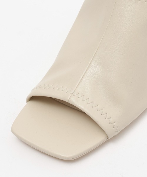 LOWRYS FARM（ローリーズファーム）の「ディープアッパーサンダル  114134（サンダル・レディース・ブラック系その他/アイボリー/ブラック/シルバー・MEDIUM/LARGE）」の9枚目の写真