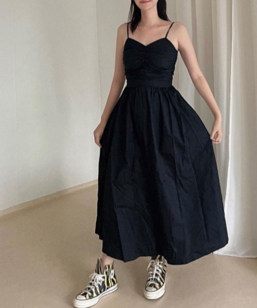 FREE STYLISTS(フリー スタイリスト)の「YUGA_YGMC ボリュームフレア キャミソールワンピース(ワンピース・レディース・ブラック/ホワイト・FREE)」の16枚目の写真