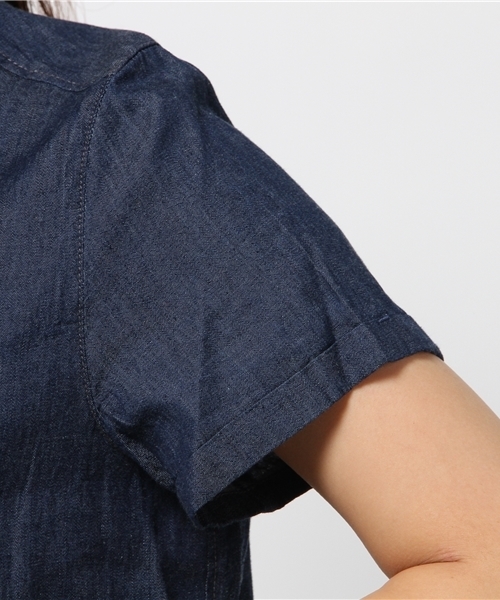 earth music&ecology（アースミュージックアンドエコロジー）の「デニムロングシャツワンピース（シャツワンピース・レディース・インディゴブルー/ライトインディゴブルー・FREE）」の9枚目の写真