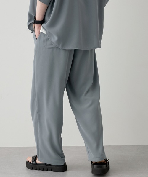 Anchor Smith(アンカー スミス)の「【 セットアップ 】綾ドレープ ビッグシルエット オープンカラー半袖シャツ&タックテーパードセミワイドイージースラックスパンツ(セットアップ・メンズ・グレイッシュブルー/ブラック/アイボリー/ライトグレー/モカ・L/M)」の21枚目の写真