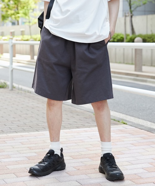 WEGO（ウィゴー）の「WEGO/ヘビーウェイトカットイージーショーツ（スウェットパンツ・レディース・ブラック/ホワイト/スミクロ・LARGE/MEDIUM）」の17枚目の写真