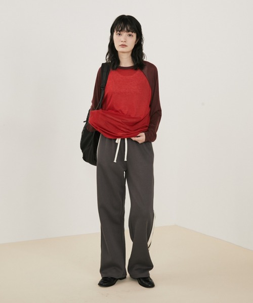 MERLOT(メルロー)の「【ウエストゴム】【動画あり】サイドライントラックパンツ(その他パンツ・レディース・ブラウン/チャコールグレー/ブルー・FREE)」の22枚目の写真