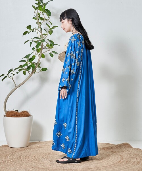 美品フリーダ✴︎Freada インドロングワンピース フリーサイズ free Freada（フリーダ）の「Freada/フリーダ インド刺繍ワンピース