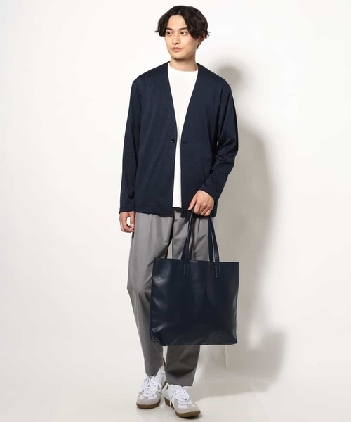 a.v.v（アーヴェヴェ）の「【洗濯機で洗える/接触冷感】ブライト天竺ノーカラーリラックスジャケット（ノーカラージャケット・メンズ・ネイビー/グレー・46/48/50/44）」の20枚目の写真