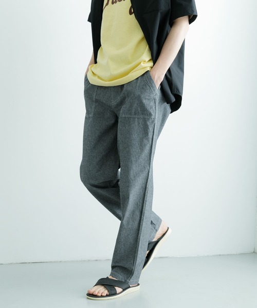 ITEMS URBANRESEARCH(アイテムズ アーバンリサーチ)の「コットンシャンブレー イージーパンツ(その他パンツ・メンズ・ライトブルー/ブルー/チャコールグレー・LARGE/MEDIUM)」の17枚目の写真