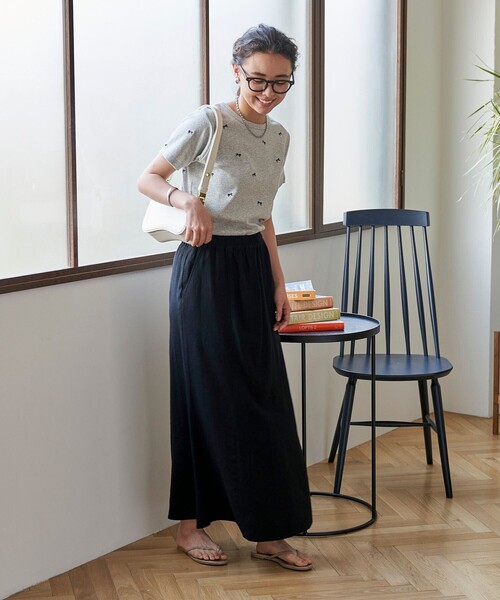 FREAK'S STORE（フリークスストア）の「ミニリボン刺繍 Tシャツ（Tシャツ/カットソー・レディース・ブラック/ライトグレー/オフホワイト・ﾌﾘ-）」の12枚目の写真